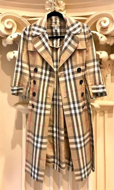 burberry plaid trench coat